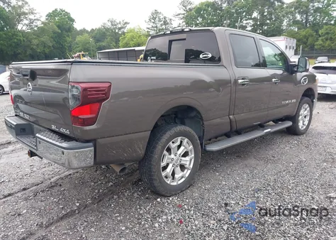 2016 Nissan Titan Xd Sl Diesel z USA, uszkodzony, nr VIN 1N6BA1F46GN504066